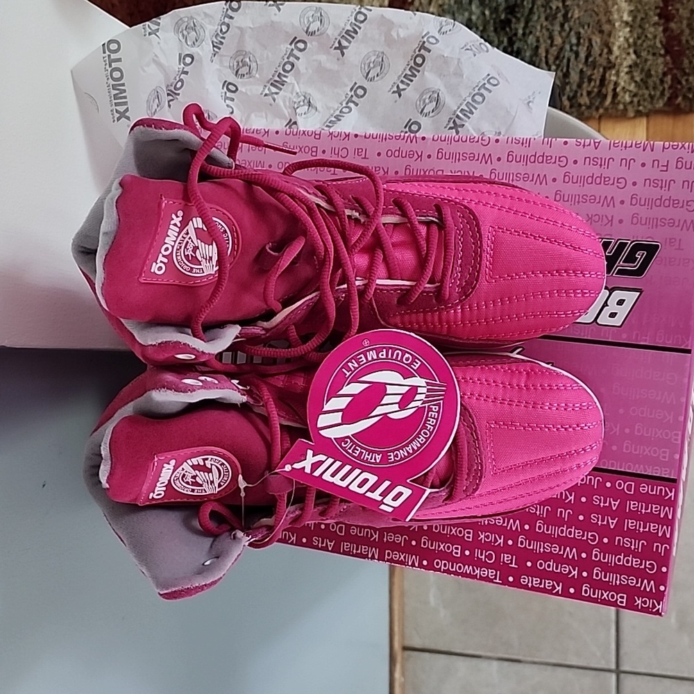 Otomix shoes